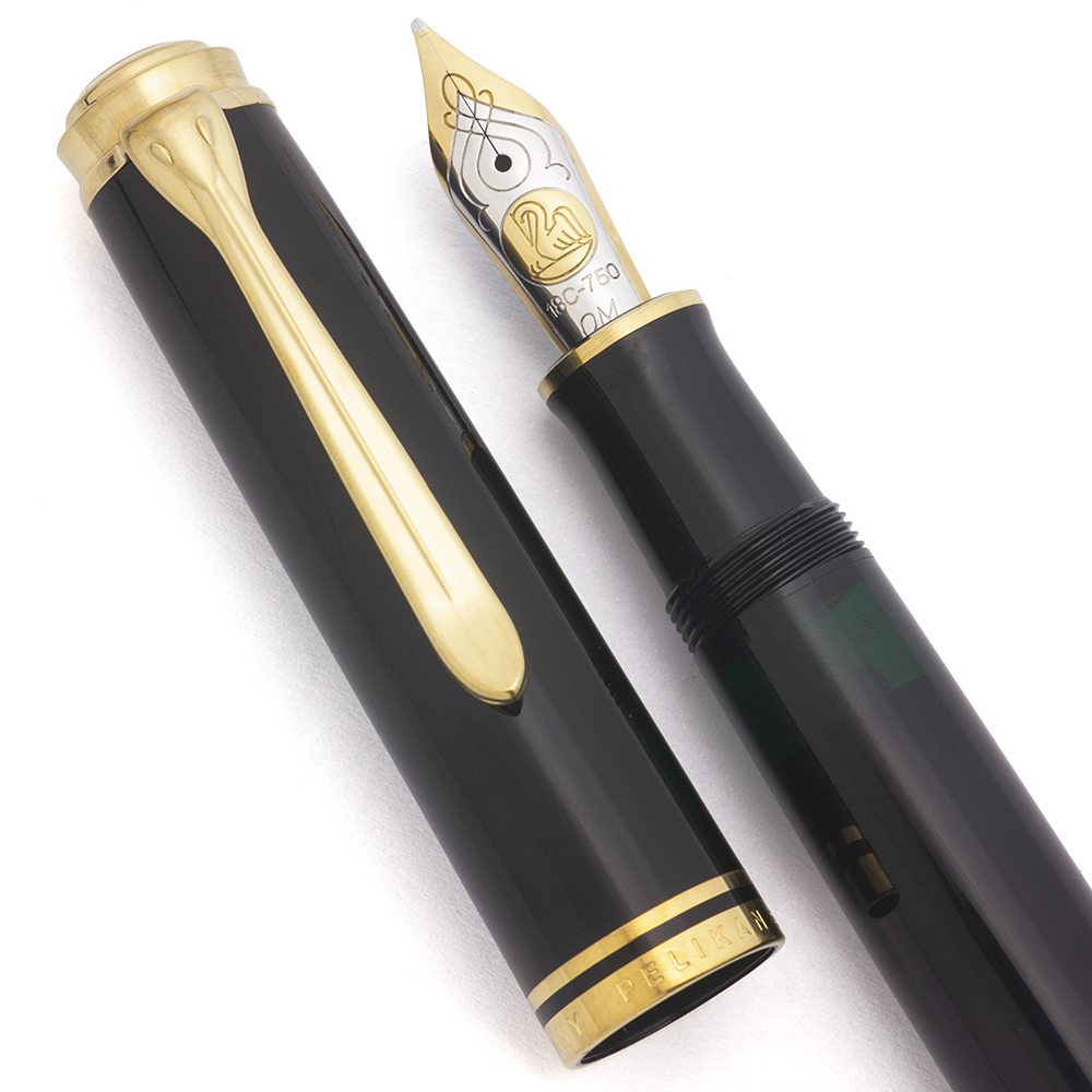 Pelikan M800 Souveran Fountain Pen - Black, Gold Trim, Oblique